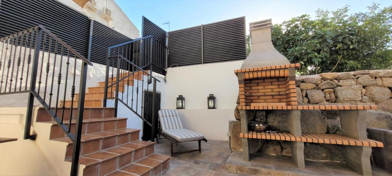 Casa Del Castillo By Naturadrada La Adrada Esterno foto