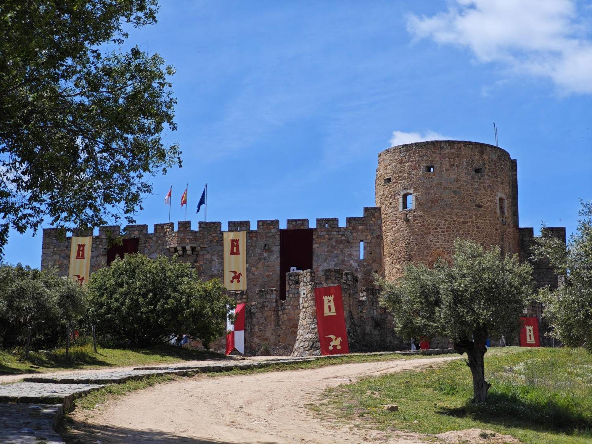 Casa Del Castillo By Naturadrada La Adrada Esterno foto